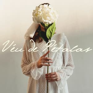 Véu de Pétalas: Ecos Suaves da Natureza - Hipnose Natureza Sons Coleção