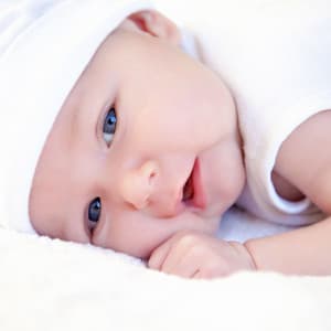 Baby's Serene Symphony: Peaceful Piano Melodies - Vincent & A Secret