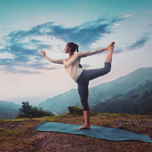 Owl's Zephyr Zen: Yoga Journeys with the Wind ASMR - Scandinavian Birds