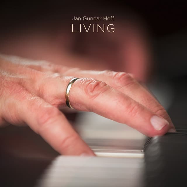 Living - Jan Gunnar Hoff